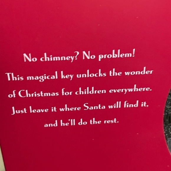 Hallmark Santa’s Christmas Magical Magic Key for Homes Without Chimney - Picture 4 of 5